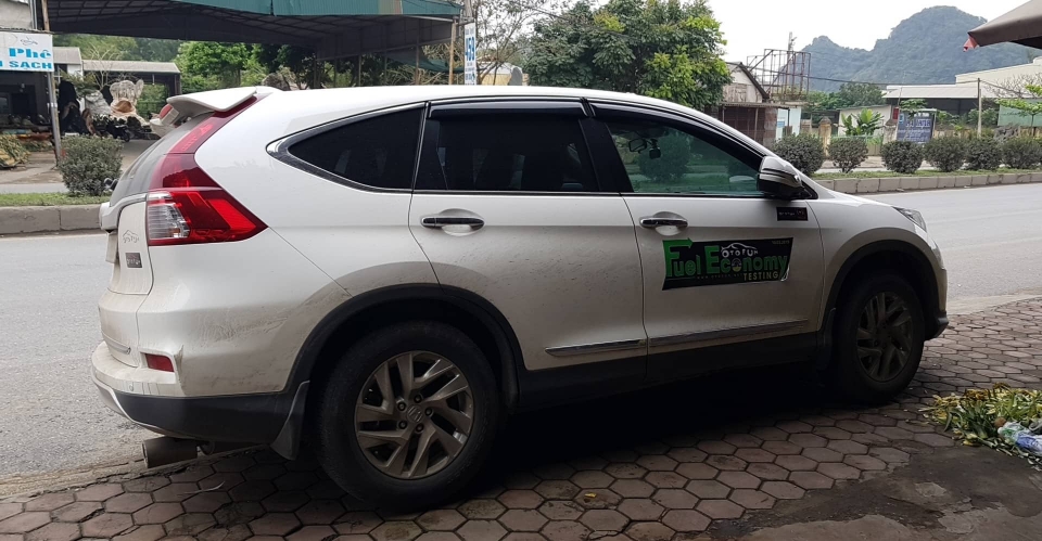 Kết quả ngoài dự đoán cuộc thử nhiên liệu Fortuner 2016 và CR-V 2015 của Otofun ket qua ngoai du doan cuoc thu nhien lieu fortuner 2016 va cr v 2015 cua otofun