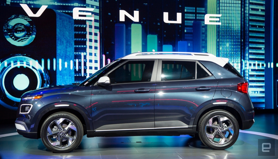Hyundai Venue ra mắt: SUV nhỏ nhất, nhiều công nghệ, giá rẻ hyundai venue ra mat suv nho nhat nhieu cong nghe gia re