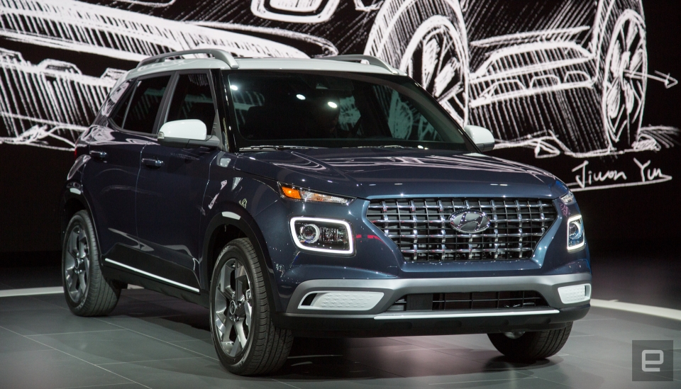 Hyundai Venue ra mắt: SUV nhỏ nhất, nhiều công nghệ, giá rẻ hyundai venue ra mat suv nho nhat nhieu cong nghe gia re