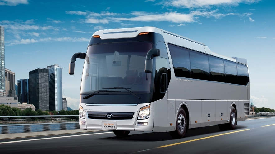 Hyundai Universe 47 chỗ thế hệ mới ra mắt giá từ 3,5 tỷ đồng