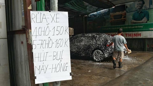 gia dich vu rua xe lam noi that o to tang manh truoc tet ky hoi
