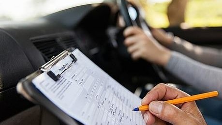 Người đàn ông lấy bằng lái xe sau 157 lần thi trượt lý thuyết