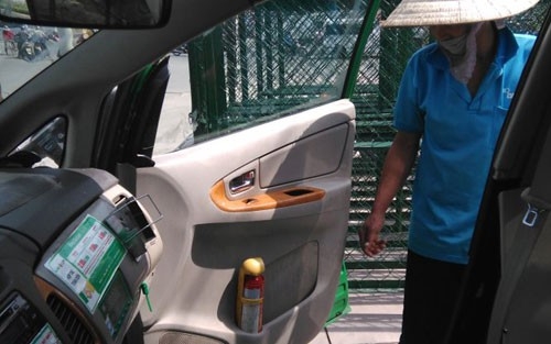 Tài xế Ô tô dưới 9 chỗ ngồi được phép bỏ bình chữa cháy từ ngày 20/2/2021 Tài xế Ô tô dưới 9 chỗ ngồi được phép bỏ bình chữa cháy từ ngày 20/2/2021