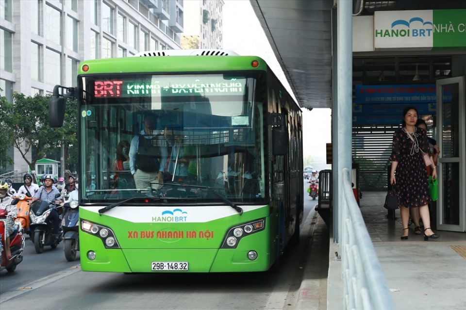 Hà Nội sẽ thí điểm cấm xe máy trên đường Nguyễn Trãi, Lê Văn Lương nguyen trai le van luong duoc chon de thi diem cam xe may
