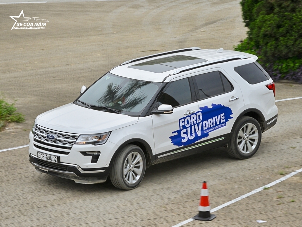 Ford Explorer Ford Explorer