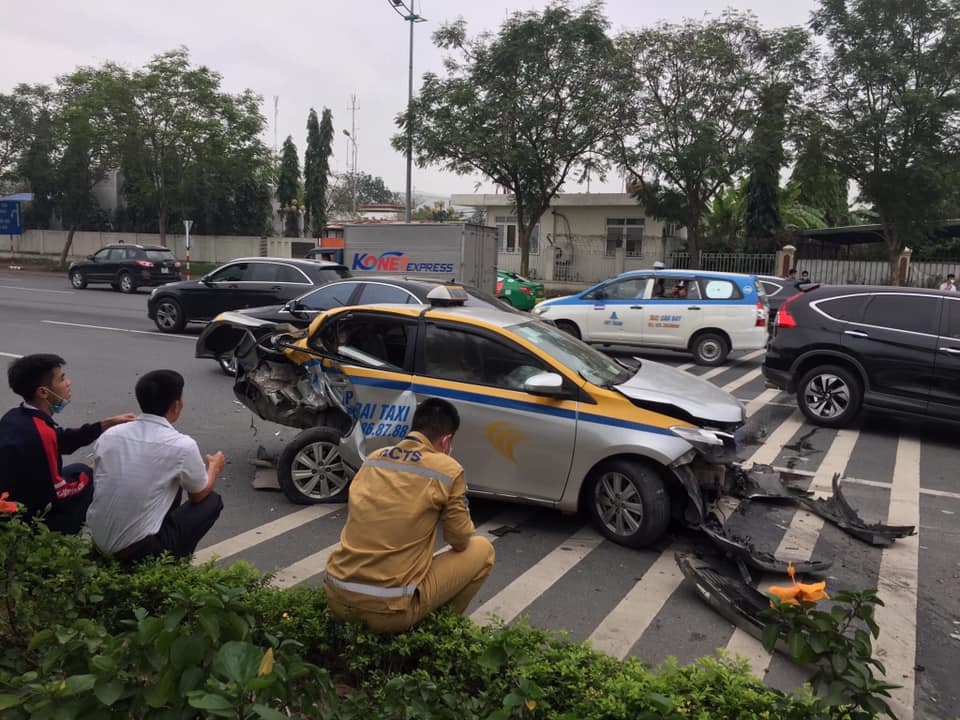 Bảo hiểm bố láo (P3.1): Bảo hiểm TNDS - tùy tiện và vô trách nhiệm Bảo hiểm bố láo (P3.1): Bảo hiểm TNDS - tùy tiện và vô trách nhiệm