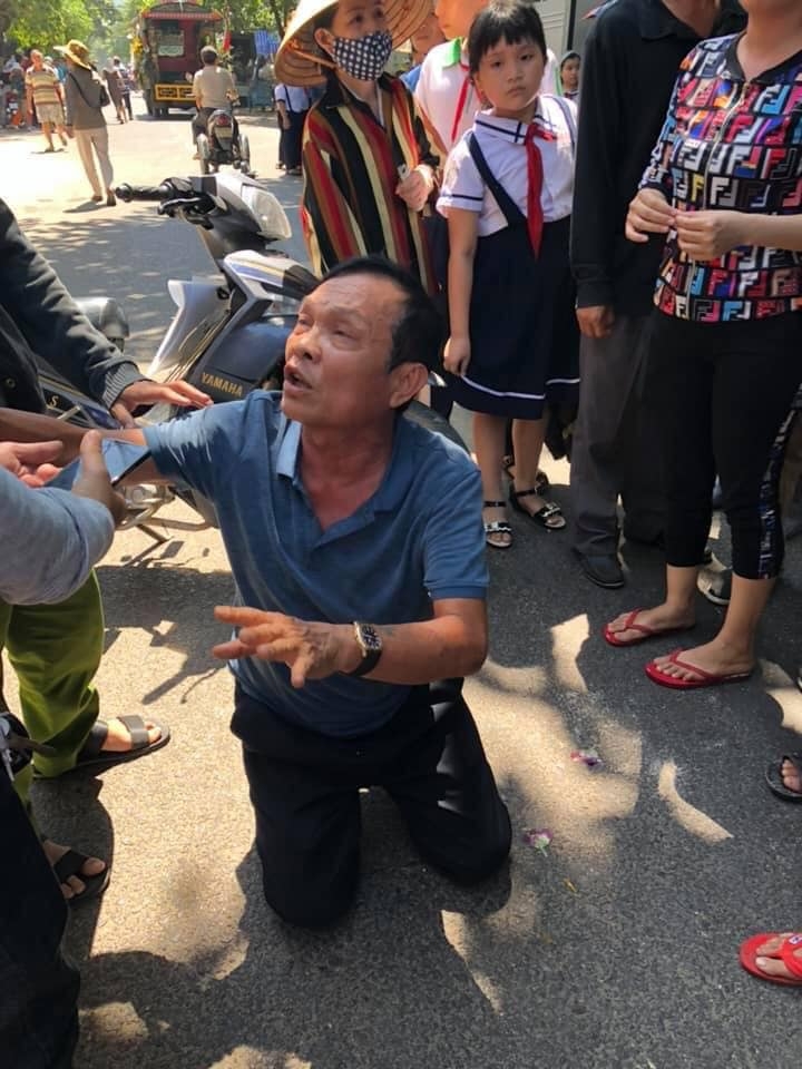 toi vieng dam ma doanh nhan lai lexus dam doi dich vu tang le