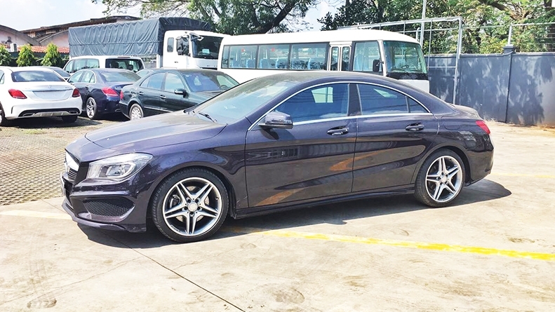 Hàng loạt ngân hàng thanh lý xe Camry, Mercedes, Mazda 6 giá rẻ