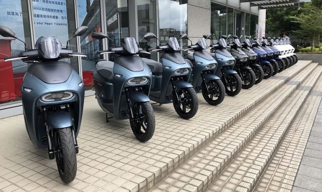 Yamaha sắp ra mắt xe máy điện tại VN, cạnh tranh với VinFast Theon Yamaha sắp ra mắt xe máy điện tại VN, cạnh tranh với VinFast Theon