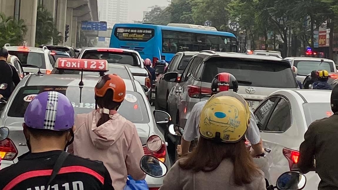 Xe Bus: Lộ trình zigzag quá nguy hiểm cho giao thông!