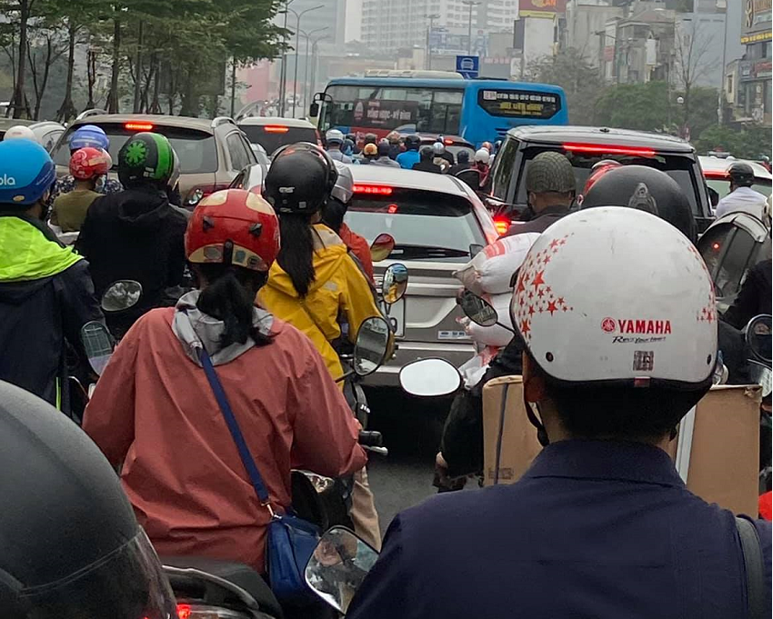 Xe Bus: Lộ trình zigzag quá nguy hiểm cho giao thông! Xe Bus: Lộ trình zigzag quá nguy hiểm cho giao thông!
