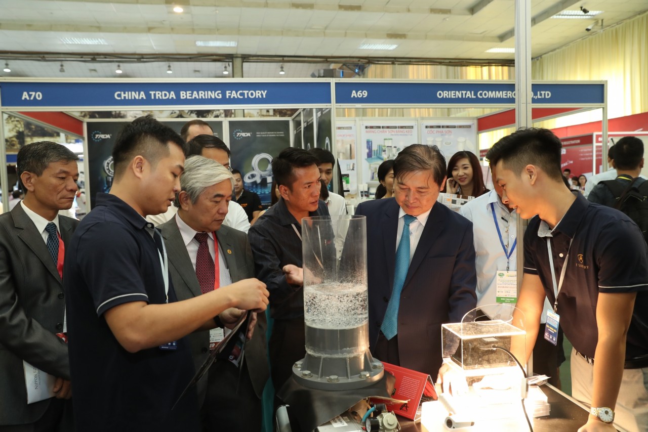 trien lam saigon autotech accessories 2020 hoan den thang 12