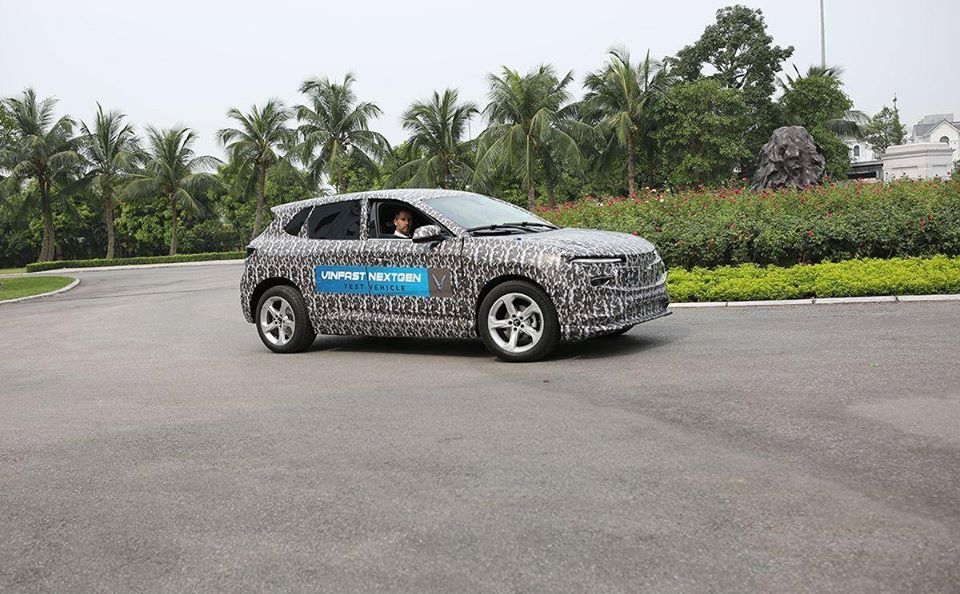 Crossover thuần Việt lộ diện 'VinFast sắp đem chuông đi đánh xứ người' crossover thuan viet lo dien vinfast sap dem chuong di danh xu nguoi