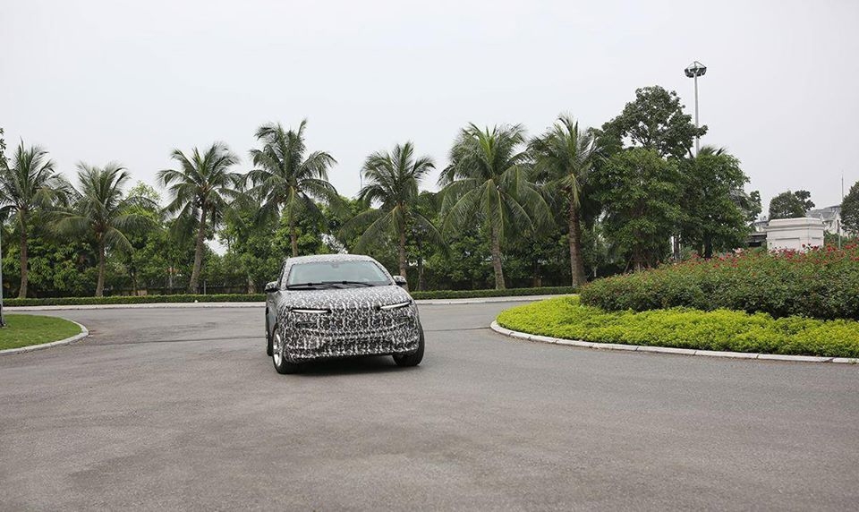 Crossover thuần Việt lộ diện 'VinFast sắp đem chuông đi đánh xứ người' crossover thuan viet lo dien vinfast sap dem chuong di danh xu nguoi