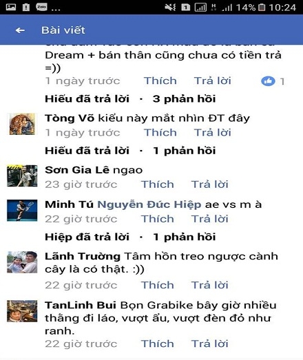 Mô tô đâm thẳng vào đuôi Honda Civic đang chờ đèn đỏ mo to dam thang vao duoi honda civic dang cho den do