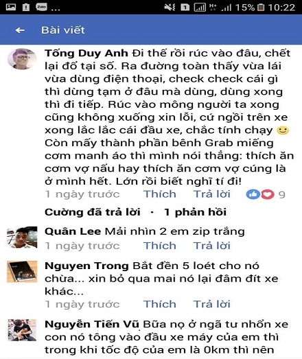 Mô tô đâm thẳng vào đuôi Honda Civic đang chờ đèn đỏ mo to dam thang vao duoi honda civic dang cho den do