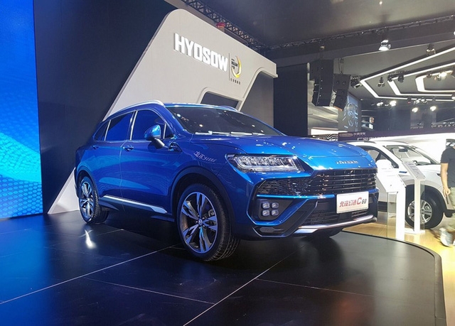 dien kien mau suv trung quoc nhai lamborghini urus