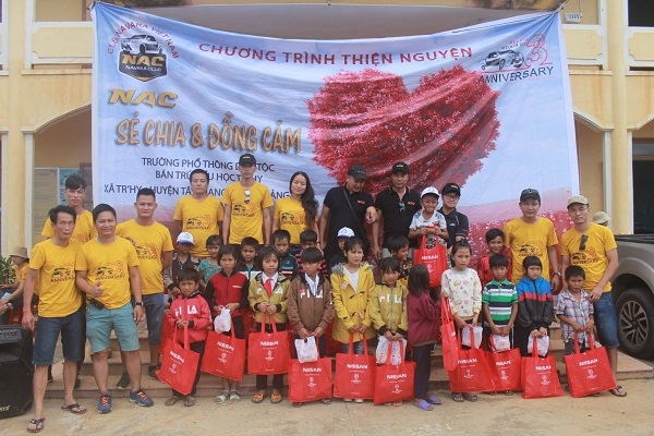 Sinh nhật thứ 3 của Navara Club: Hoành tráng và sôi động sinh nhat thu 3 cua navara club hoanh trang va soi dong