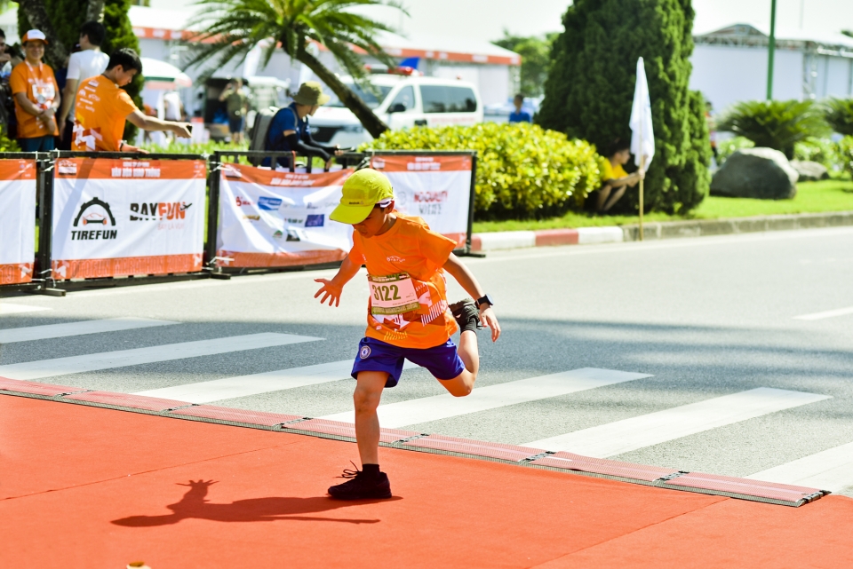 Vận động viên nhí - những chiến binh thi đấu hết mình tại Otofun Marathon 2019 van dong vien nhi nhung chien binh thi dau het minh tai otofun marathon 2019