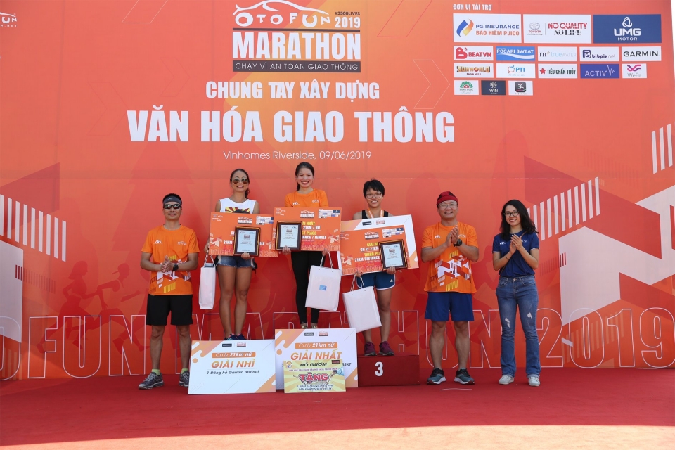 Otofun Marathon 2019 vinh danh các nhà vô địch otofun marathon 2019 vinh danh cac nha vo dich