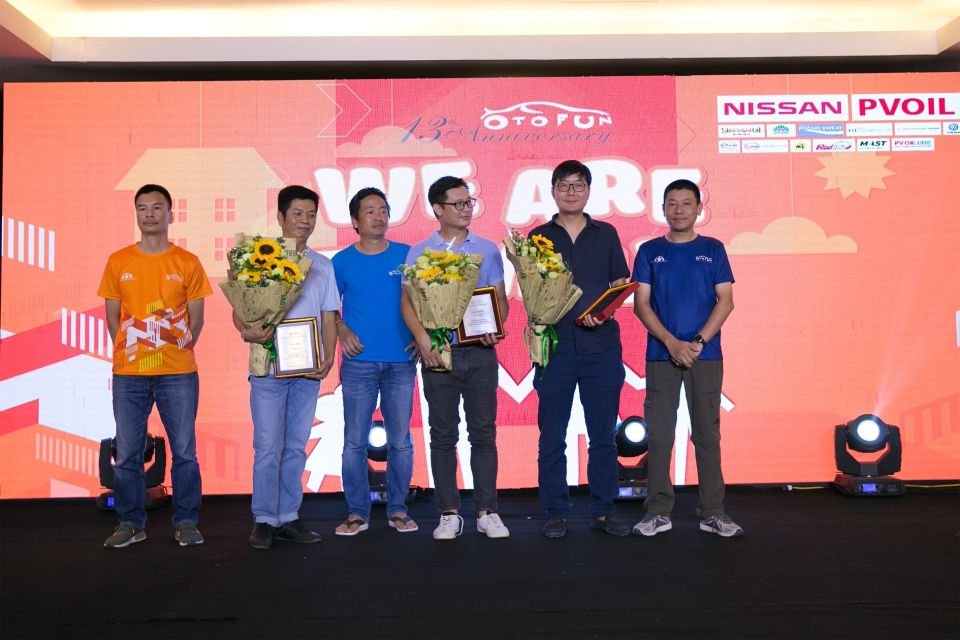Lời cảm ơn sâu sắc từ BTC sinh nhật lần thứ 13 của diễn đàn Otofun loi cam on sau sac tu btc sinh nhat lan thu 13 cua dien dan otofun