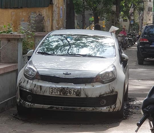 kia rio chay o khu tap the kim lien chu xe bao cong an de hoan thien ho so bao hiem