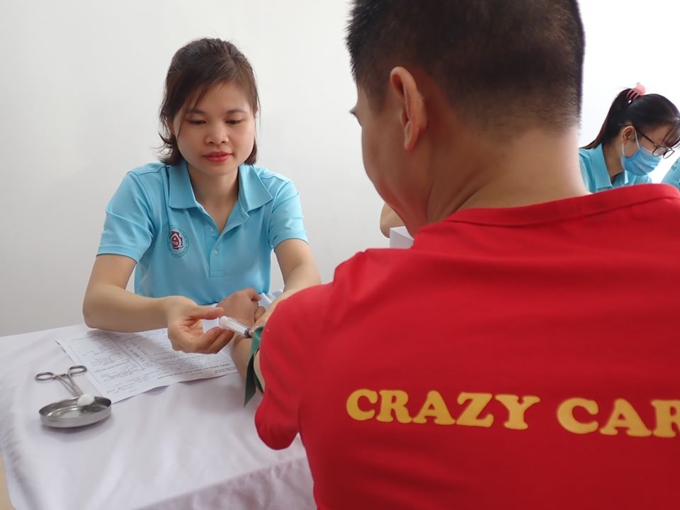 Hàng trăm Ofer hưởng ứng "Ngày máu OF" nhung cam xuc con dong lai trong ngay mau of