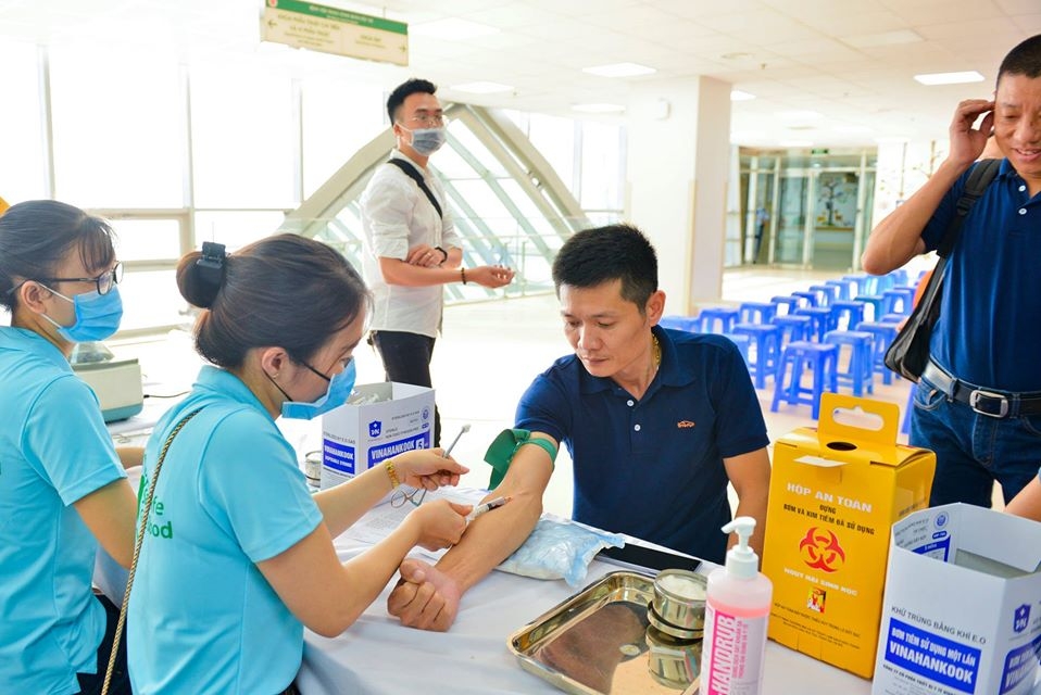 nhung cam xuc con dong lai trong ngay mau of