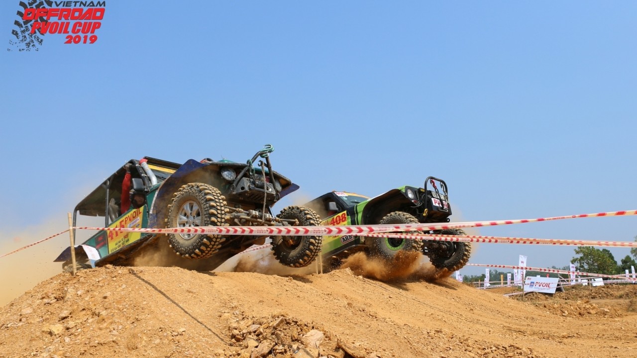 Đội đua 415- nhà vô địch ôtô offroad hạng mở rộng "trải lòng" sau giải đấu PVOIL VOC 2019