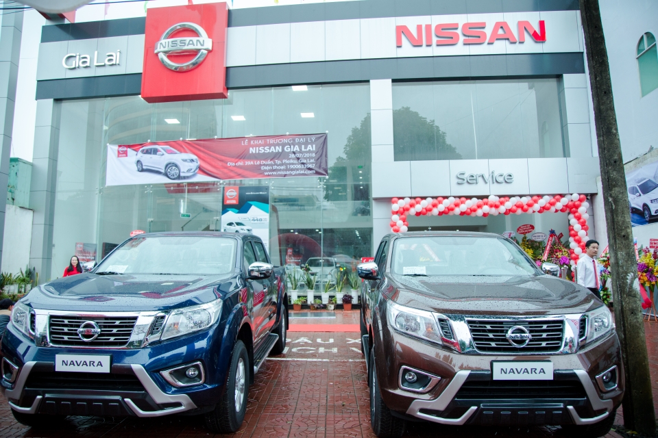 nissan viet nam lien tiep khai truong hai dai ly 3s trong thang 7