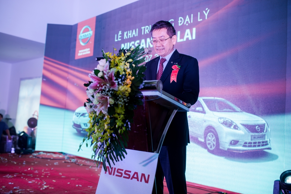 nissan viet nam lien tiep khai truong hai dai ly 3s trong thang 7