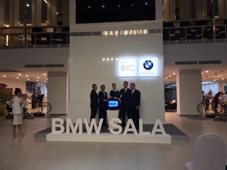 thaco chinh thuc ra mat bo ba bmw x7 x5 x3