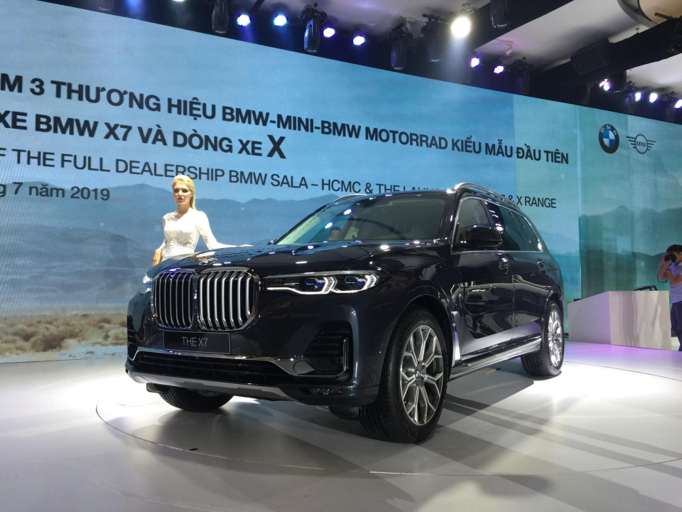 thaco chinh thuc ra mat bo ba bmw x7 x5 x3