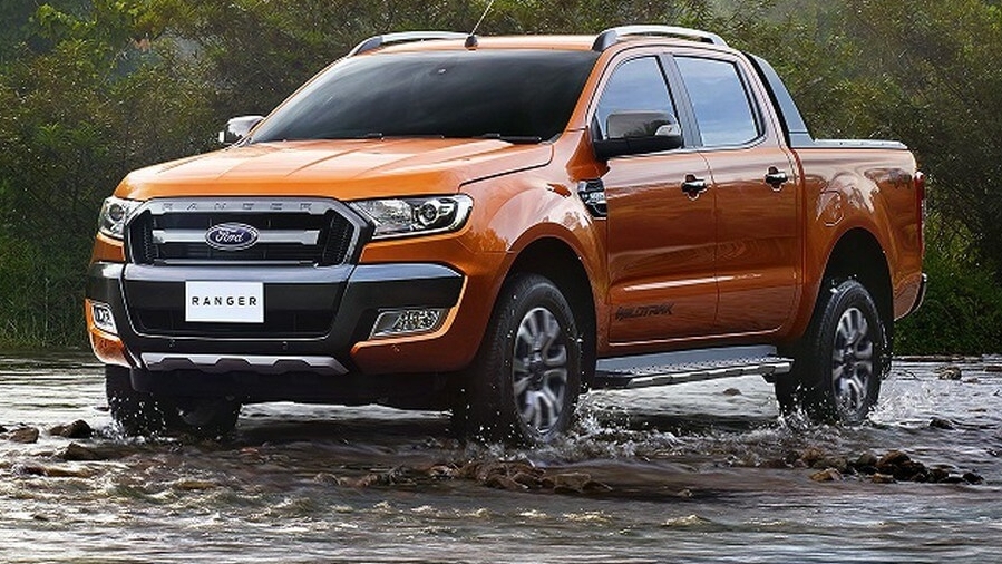 Từ hôm nay, xe bán tải có khối lượng chuyên chở trên 950 kg sẽ được xem là xe tải