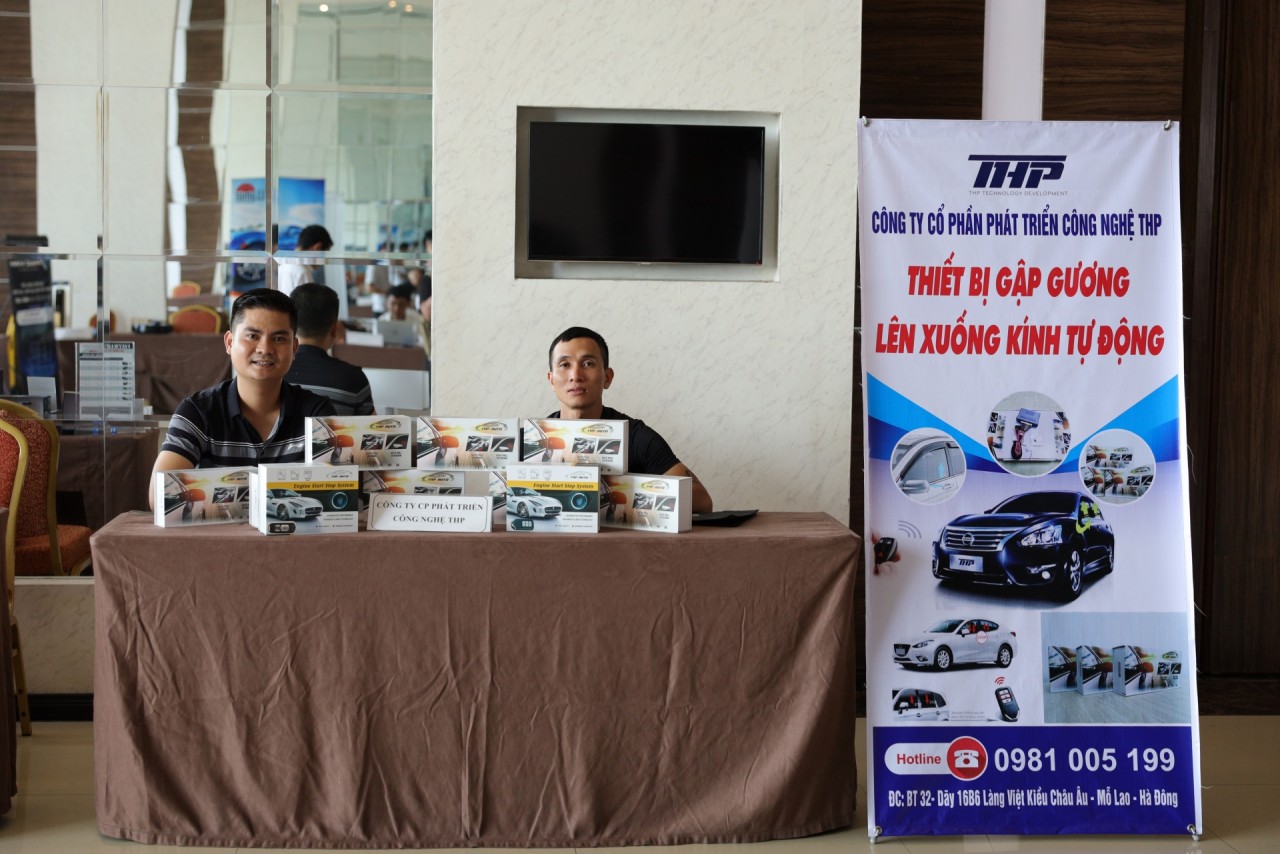 dien dan otofun tung bung chao don sinh nhat lan thu 14