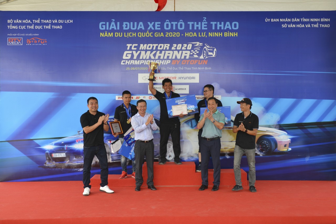 Sinh nhật OF 14: Cộng đồng OTOFUN đã cùng nhau "vượt sóng" như thế nào? sinh nhat of 14 cong dong otofun da cung nhau vuot song nhu the nao