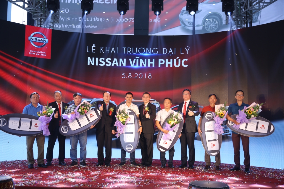 Nissan Việt Nam khai trương đại lý thứ 22 nissan viet nam chao don thanh vien thu 22 dai ly nissan vinh phuc