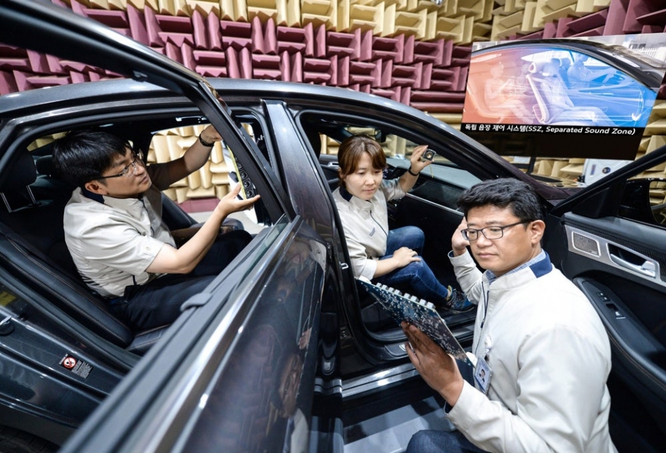 Hyundai công bố công nghệ kiểm soát khu vực âm thanh riêng biệt cho ô tô hyundai cong bo he thong kiem soat khu vuc am thanh rieng biet cho o to