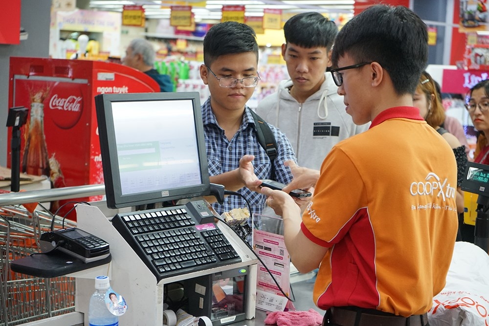 Mở MoMo được hoàn ngay 50% tiền khi đi siêu thị và cửa hàng tiện lợi mo momo duoc hoan ngay 50 tien khi di sieu thi va cua hang tien loi