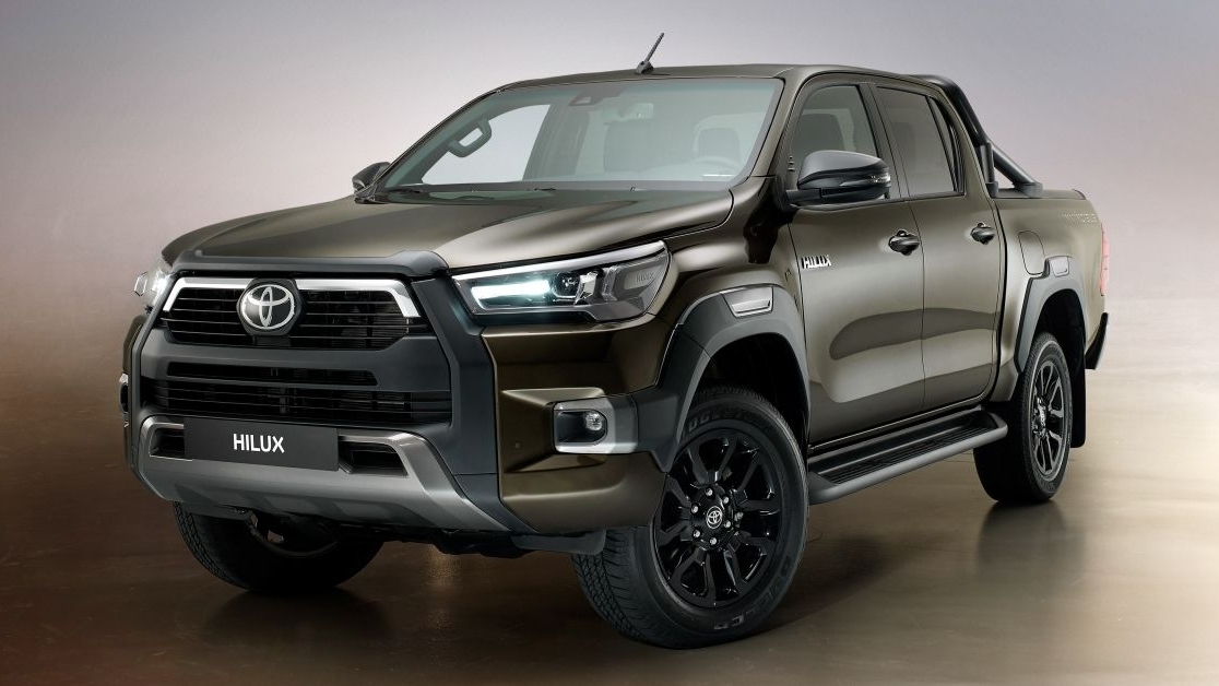 Đại lý mở cọc, Toyota Hilux 2020 dự kiến ra mắt trong tháng 8