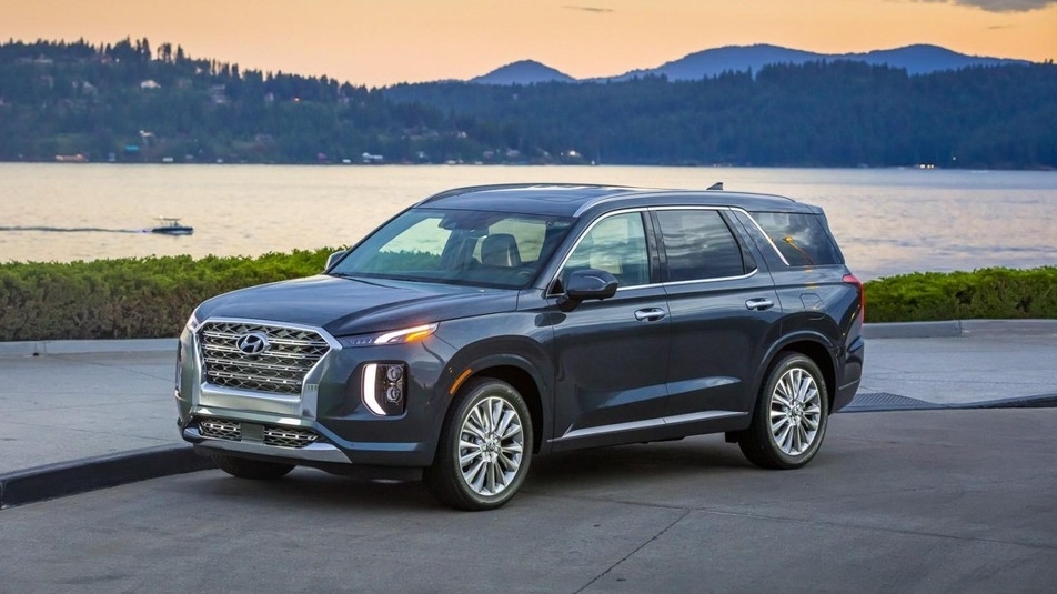 Người dùng tố Hyundai Palisade có mùi hôi như "tỏi và tất cũ"