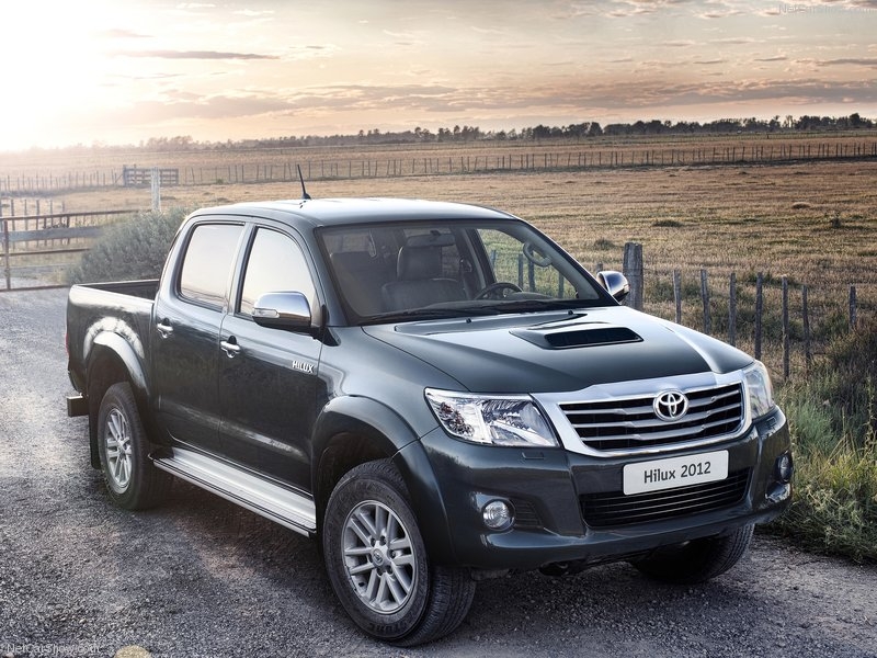Sắp điều chỉnh tăng lệ phí trước bạ của xe pick-up và xe tải VAN sap dieu chinh tang le phi truoc ba cua xe pick up va xe tai van