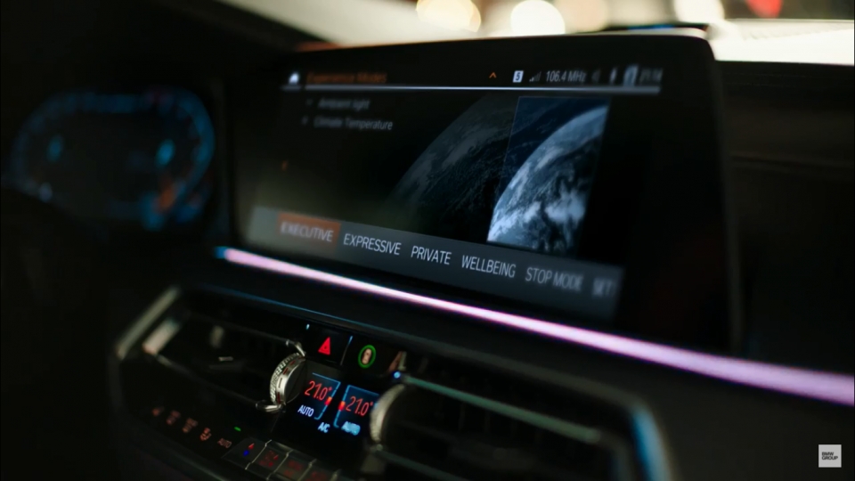 BMW giới thiệu hệ thống hỗ trợ tài xế thông minh bmw gioi thieu he thong ho tro tai xe thong minh intelligent personal assistant