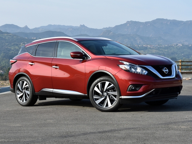 nissan trieu hoi 215000 xe co nguy co chay no
