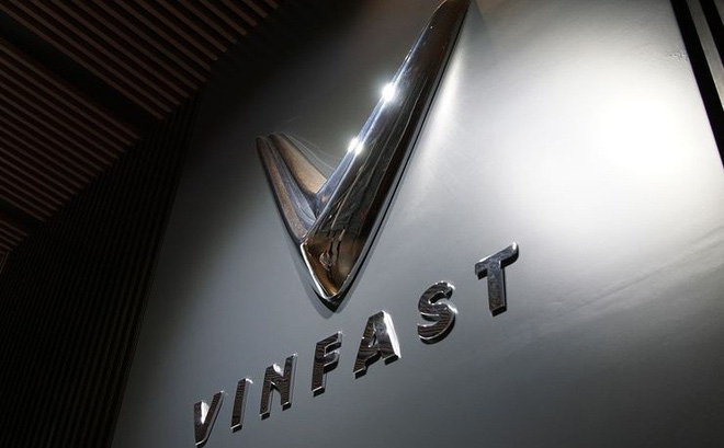 vinfast sanh vai cung cac hang xe noi tieng quoc te tai paris motor show