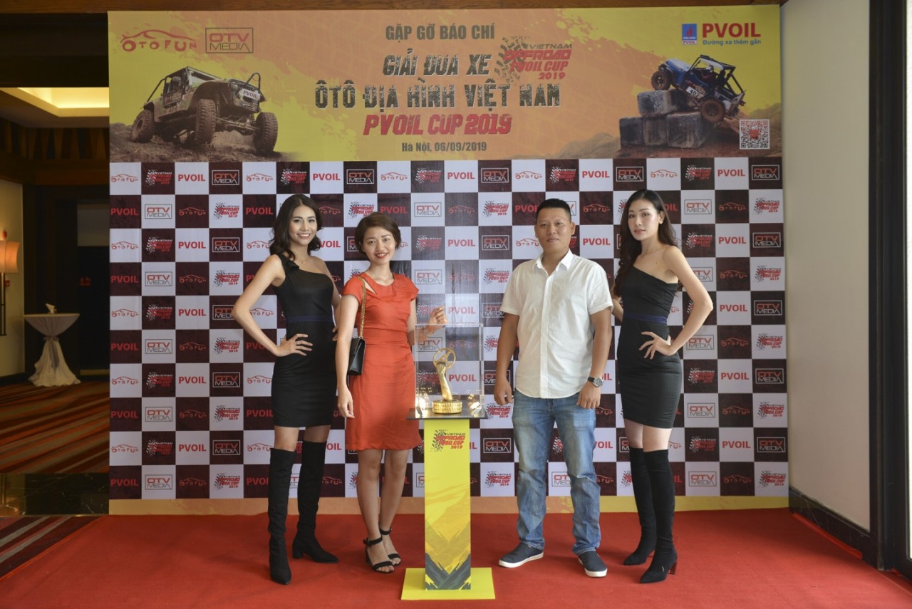 cap doi vdv dac biet trang dang vinh le chung toi den de chinh phuc pvoil voc 2019