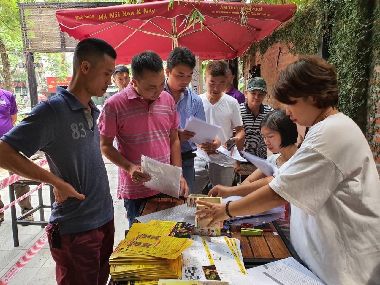 PVOIL VOC 2019: Quy trình bốc số và nhận race-kit của các đội thi pvoil voc 2019 quy trinh boc so va nhan race kit cua cac doi thi