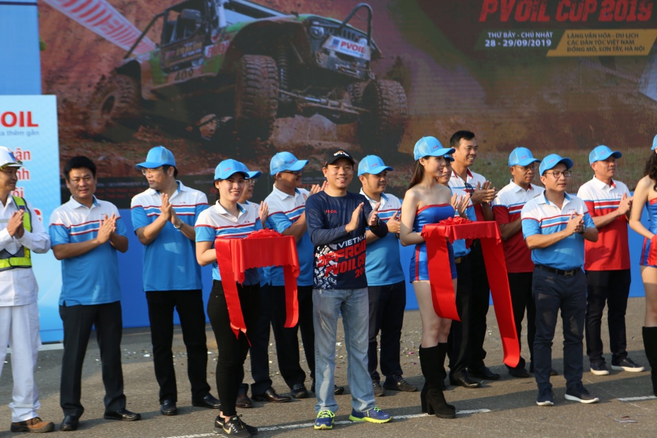 khai truong khu vuc pvoil zone chao mung giai dau pvoil voc 2019