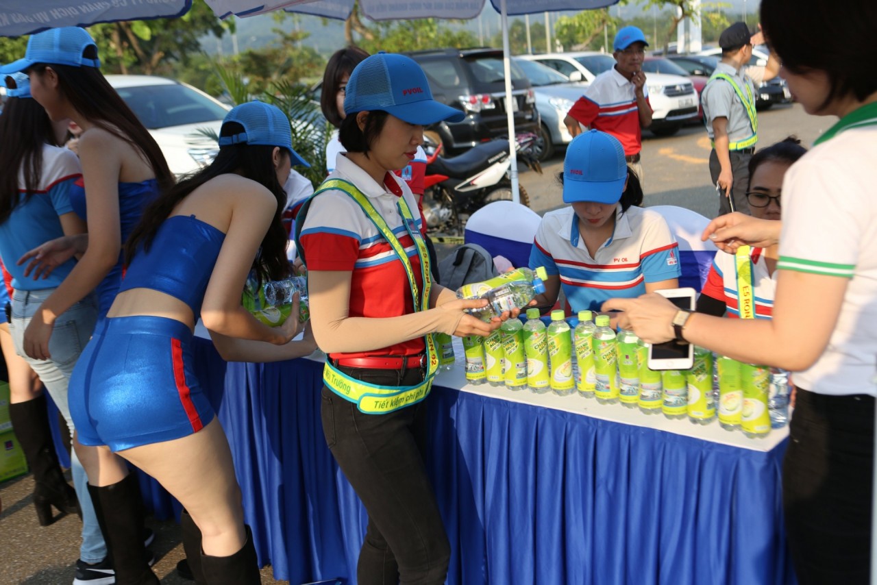 khai truong khu vuc pvoil zone chao mung giai dau pvoil voc 2019