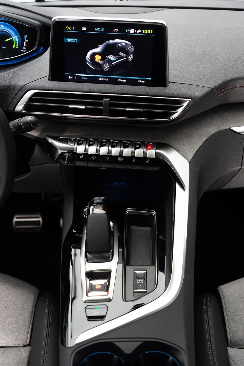 Peugeot 3008 2020 trình làng: Bản Hybrid 225 tiêu thụ xăng ít hơn xe máy peugeot 3008 2020 trinh lang ban hybrid 225 tieu thu xang it hon xe may